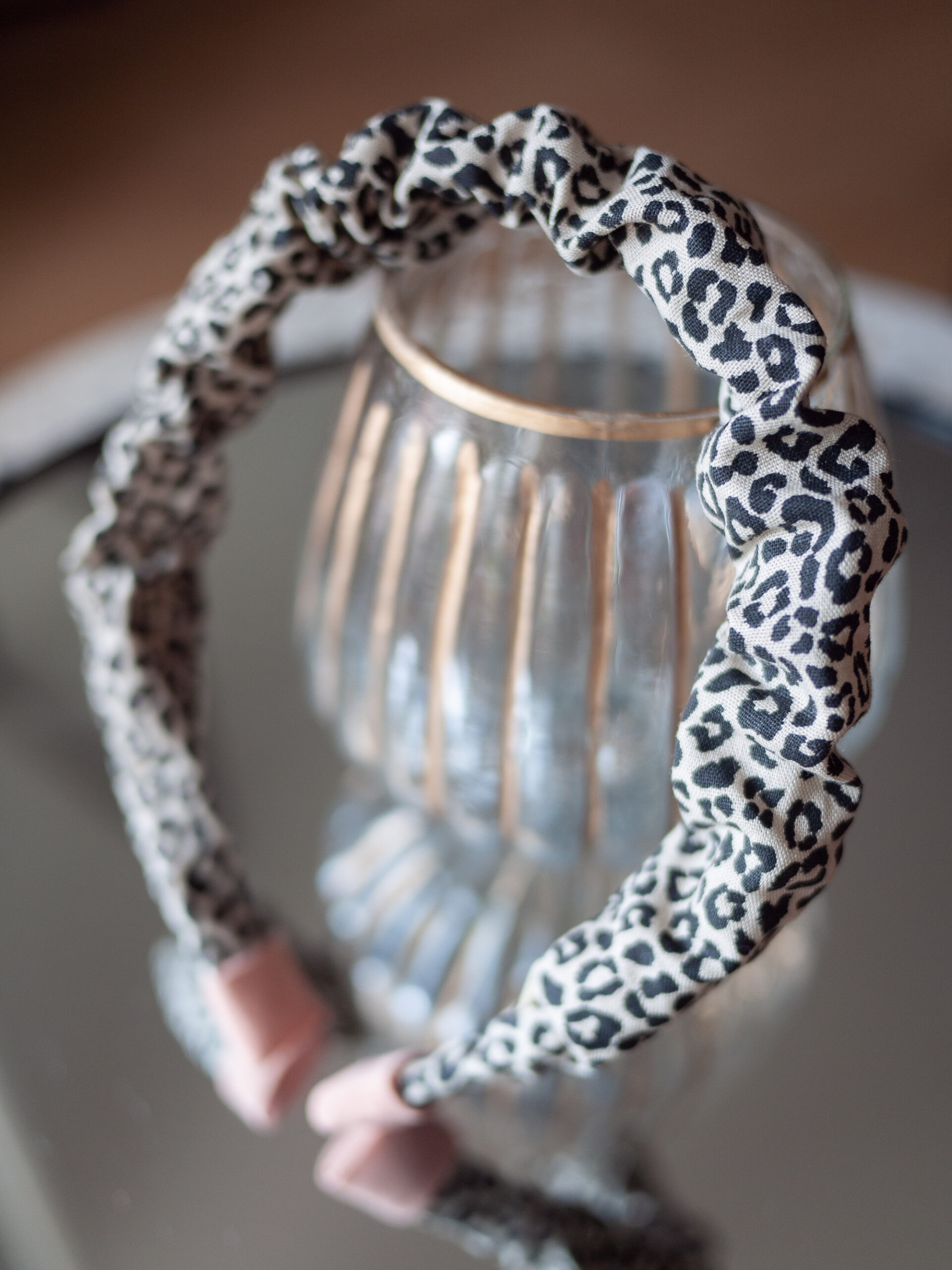 Mode_enfant_fille-jupe_enfant-créatrice_cannes-accessoires_cheveux_enfants-Fabricomi-Barrette coquette-20 Serre-tête enfant léopard sable